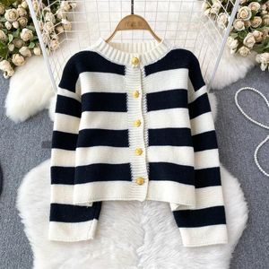 Frauen Strick Frauen Streifenpullover runden Hals Langarm Langarm Single Breace Short Strick Cardigans Frühling Herbst Elegante Strickwege Oberbekleidung