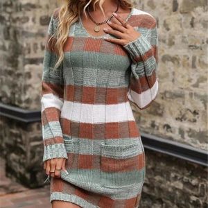 Casual Kleider 2024 Herbst Winter Dünne Gestrickte Kleid Frauen Sexy Bodycon Mini Weibliche Elegante Dünne Langarm Pullover