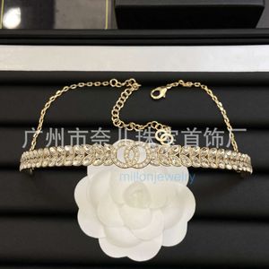 Designer Choker Necklace Water Diamond Necklace Chaneles Luce Luxury Letter French Collar Instagram Catena di colletti di moda popolare Small Fragrance