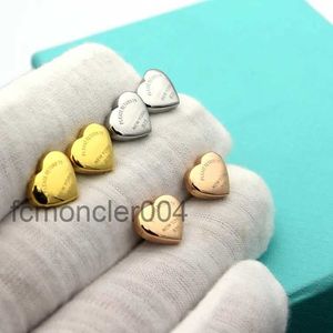 Stud Womens t Letter Heart Earrings Studs Designer Jewelry Mens Arcuate Surface Gold/silvery/rose Gold Full Brand As Wedding Christmas Gift O3DI