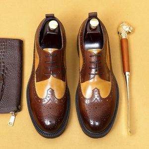 Design Mens Formella äkta läder Oxford Ltalian Brogue Square Toe Lace Up Wedding Shoes for Man