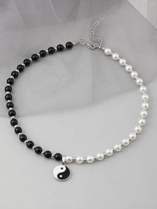 Naszyjniki wisiorek Hip Hop Rock Yin Yang Kościa Naszyjnik Czarny i biały imitacja Pearl Para Tai Chi Daily Wear Jewelry