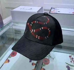 Cappelli classici firmati G Snake cap per uomo e donna Cappelli Snake