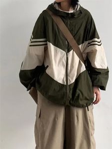 QWEEK Y2K GORPCORE HOODEDジャケット女性日本語スタイルビンテージクイックドライグリーンアウターの特大のハラジュクレトロシンブラウントップ240104