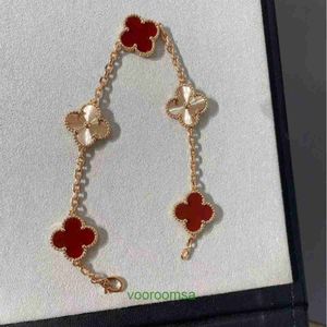 Designer-Armband Clover VAN Brand Fanjia Armband Red Agate Laser Five Flower Gold High Version Leichter Luxus und einzigartiger Designsinn mit Box