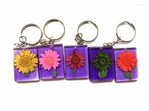 Keychains YQTDMY 12 PCS 패션 보라색 백 혼합 해바라기 디자인 키 체인