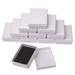 Papperspaket kartongarmband lådor Rektangel Square Gift Present lagringsutrymme för lagringslåda för smycken 15/18/24p/30cs 240104