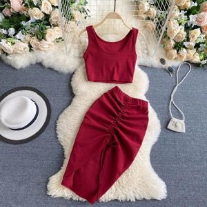 Dress European Style Sprint Summer Women Knitting Sexy Cropped Tops+drawstring Pleated Skirt Twopiece Suit Popular Fashion Clothes