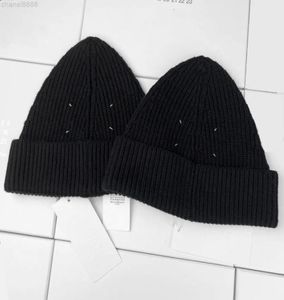 Margiela Style Autumn Winter Maar Four Corner Mark Sying Knit Cold Hat Men and Women7914956