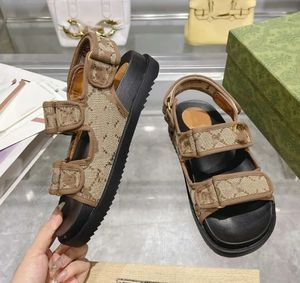 Designer-Damensandalen, ineinandergreifende Canvas-Sandale, bestickte Plateau-Pantoletten, klobige, dicke Riemen an der Unterseite, Slingback-Sommer-Sneaker, Kalbsleder-Pantoletten