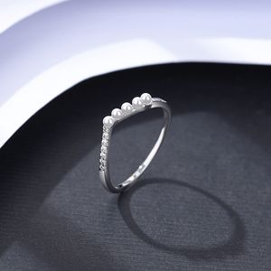 Anel de zircão de pérolas S925 Prata de prata esterlina Marca de moda em forma de V Ring Ring europeu e americano Hot Popular Women