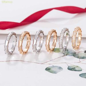 VKDXデザイナーラグジュアリージュエリーBvlger B-Home Band Rings Snake Bone Ring Women's Smooth Diamond PLATED 18K ROSE GOLD SIMPLE LIGHT NICHEファッション