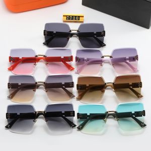Designer-Sonnenbrillen für Herren und Damen. Klassische UV-Strahlenschutzgläser der Luxusmarke schützen Sonnenbrillen vor UV-Strahlen
