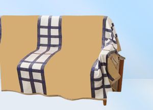 Polar Battaniye Kış Sonbahar Sıcak Şallar Battaniye Vintage Stripe Desen Seyahat Battaniyeleri Modeli Yumuşak Dokunmatik Çift Halı Halı2622068