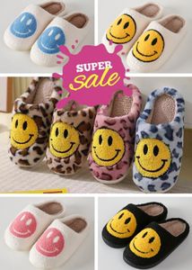 Neuer Stil Smile Face Hausschuhe Man Happy Face Slipper für Frauen Weicher Plüsch Bequem Preppy Frauen Hausschuhe Smile Cushion Slides Fluffy House