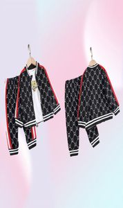 Tracksuits for Bebe Boys Toddler Casual Sets Baby Boys Clothes Sets Spring Autumn Newborn Fashion Cotton Coatstopspants 3pcs Y221707986