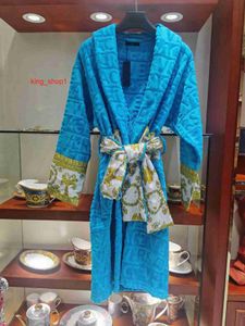 Ladies Men's Classic Bathrobe Kimono Unisex Versage Bathrobe Luxury Cotton 7 Colors Brand Pajamas Designer Warm Couple Bathrobe Loungewear Bathrobe 91ZG