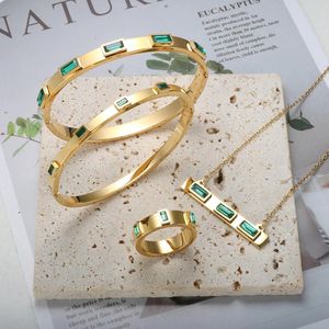 Pulseiras quadradas verde zircônia cúbica conjunto de joias cristal manguito pulseira pulseira anel cz moda colar para mulheres joias de casamento