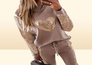 Tasarımcı Kadın Takipleri Khaki Love Sequins Casual Sport Suit Yuvarlak Boyun Uzun Kollu Hoodies Topspants İki Parça Set Kıyafet Plu2818652