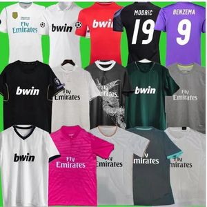 Real Madrids Soccer Jerseys 16 17 18 Bale Benzema Modric Retro Football Shirts Vintage Isco Maillot Sergio Ramos Ronaldo Camiseta Long and Short Shirt
