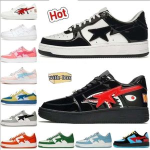 Panda nowe designerskie buty Bapestars Niski dla mężczyzn Sneakers Patent skórzany czarny biały niebieski kamuflaż deskorolowy jogging sportowy trenerzy Gorąca wyprzedaż