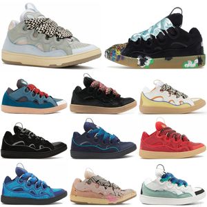 Designer Curb Sneakers Sapatos Couro Skate Low Top Treinadores Homens Mulheres Lace-Up Borracha Nappa Extraordinária Plataforma Plana Scarpe Schuhe Chaussures 2025