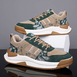 Hot Sale Fashion Green Printed Mens Casual Breattable Platform Shoes Trainers Lace-Up Low Sneakers Men Basket Homme