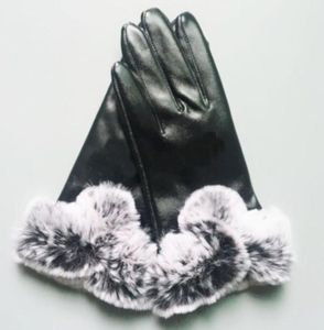 Mens Womens Autumn Winter Designer Gloves Warm Warm Soft Solid Color Brand Letter Printing Genuine Leather Five Fingers Mittens8208317