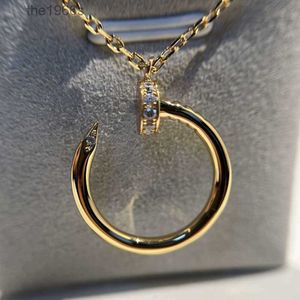 Collana con unghie di diamanti alla moda classica con coda di testa Personalizzata alla moda per coppie Senso del design leggero e di nicchia HDIG