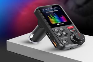 BT93 Bluetooth Araba Kiti FM Verici Ayarlanabilir Ekolayzer Kablosuz QC30 Hızlı Şarj 18W El Adaptör Araba MP3 çalar 18 Inc4984922