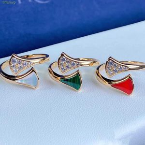 ラット2デザイナーラグジュアリージュエリーBVLGER BHOME BAND RINGS v Fanshaped For Womens Skirt Ring Plated For 18K Rose Gold White Fritillaria Red Jade Marrow Peacock Green Diamo