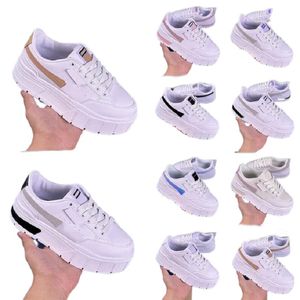 Designer Mayze Stack in pelle scamosciata Platform Bold Shoes ClliGhts Wns Cali Dream Chalk Pink White Mist Green Gum per donna Sport Sneaker Training Skate