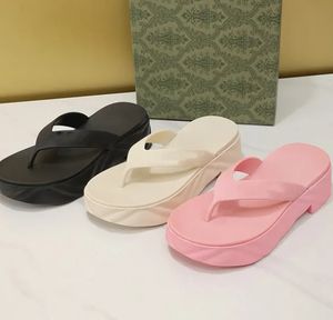 Famosi designer consigliano pantofole con clip, decorazioni classiche, bellissimi piedi, stile elegante, facili da indossare, semplici e rinfrescanti, il massimo dei voti per il comfort