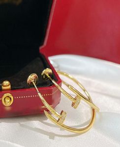 Orecchini a bottone per unghie con orecchini di diamanti in ottone placcato oro marchio di lusso di altissima qualità nuovo formato europeo con scatola regalo fo7040911