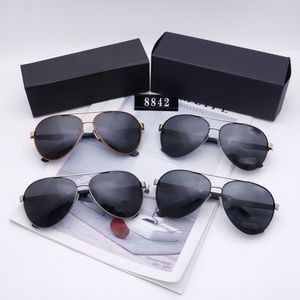 Designer-Sonnenbrille für Herren und Damen. Klassisches Luxusmarken-Modedesign, UV-Strahlenschutz-Sonnenbrille mit großen Herrengläsern