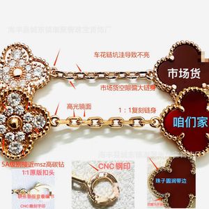 Classic Van Jewelry Akcesoria fanjia srebrna wersja White Fritillaria Five Flower Bransoleta CNC Clover 18K Rose v Gold Red Jade Habiht