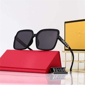 12 % RABATT auf den Großhandel mit Sonnenbrillen F Letter Box Glasses Macaron Sonnenbrillen mit großem Rahmen für Damen