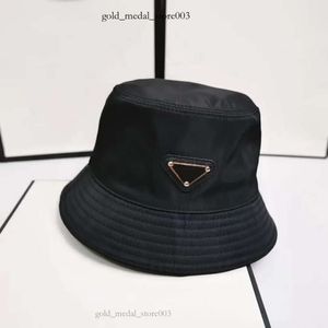 Designer Mens Womens Bucket Hat القبعات المليئة بالشمس منع بونيه قبعة بيسبول Capbacks في الهواء الطلق في الهواء الطلق فستان بينيز فيدورا مقاوم للماء 586