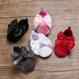 5 paare/los Mädchen Prinzessin Kinder Rutschfeste Sapatos Meninas Prewalker Infant Ballerina Baby Taufe Spitze Schuhe Taufe 240105