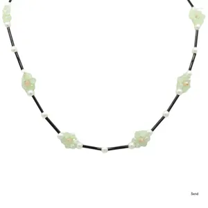 Halsband aus Kunstharz, Blumen-Halskette, elegante handgefertigte Perlen-Halskette, Modeschmuck