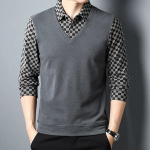 2023 Vinter Men Mid Polo Collar Plaid Pullover British Casual Fake Two Piece Fashion Street Long Sleeve Bottom Formal Tops 240106