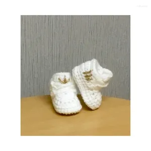 Тканые туфли ручной работы First Walkers Born, подарок для ребенка, вязаные крючком шерстяные пинетки, кроссовки, тапочки