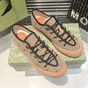 Projektant Chunky Sneakers Platform Buty tenisowe luksusowe hebanowe płótno swobodne buty z biurowych trampki jacquard kobiety trenerzy c0106