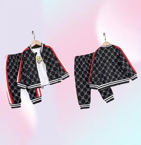 Tracksuits for Bebe Boys Toddler Casual Sets Baby Boys Clothes Sets Spring Autumn Newborn Fashion Cotton Coatstopspants 3pcs Y224668818