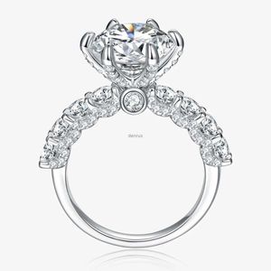 Bandringar 5CT Luxury Real Moissanite Diamond Cluster Women Ring 100% Sterling S925 Bröllopsengagemang Half Eternity Rings Fine JewelRyl240105