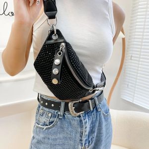 Fashion Leather Female Belt Bag Ladies Diamond Fanny Pack Hip Pack Designer Woman Shoulder Crossbody Chest Påsar Kedja Midjepåsar 240106