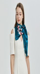 Halsdukar Fashion Kerchief Floral Print Silk Satin Scarf For Women Square Shawl Hijab Scarfs Neckerchief Female 9090cm Ladies3882753
