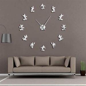 Klasyczna kreskówka Nowoczesna design Anime Myse Mysz Kuchnia Zegar ścienny 3D Saat reloJ de pared zegarek gift house parames pokój dziecięcy Y258X