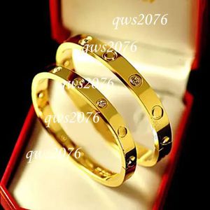 Bracciale di design Dsignr Scrw Braclt Fashion Jwlry Bangl Ros Gold Sir Titanium Stl Diamond Bangls Nail Braclts For Mn Womn 17 18 19 21 22