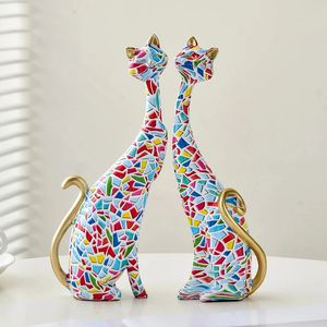 Ornamentos modernos acessórios de decoração de quarto estilo europeu 2 peças pintura a óleo estátuas de gatos esculturas de animais para design de casa presente 240106